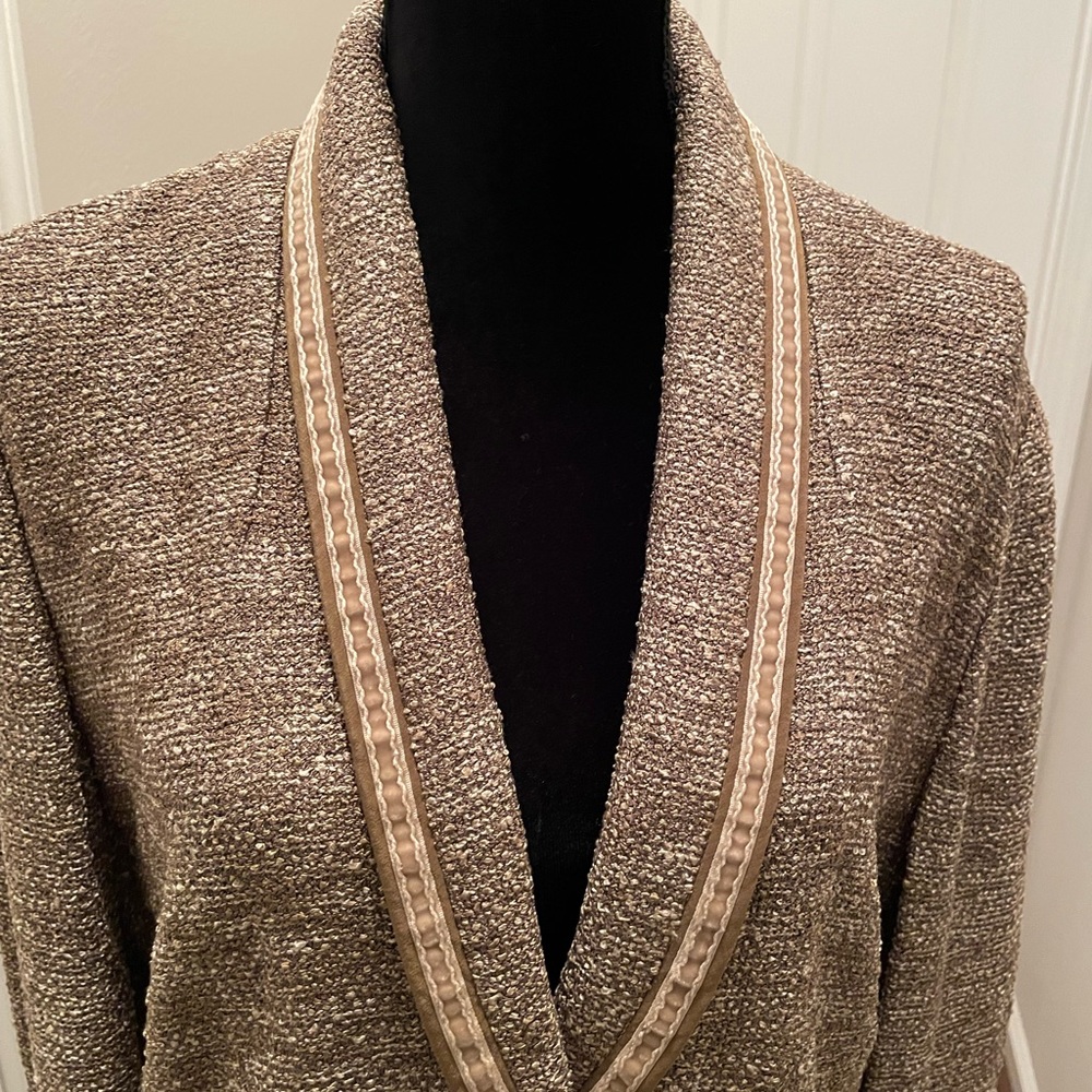 St. John Collection - Picture 4 of 9